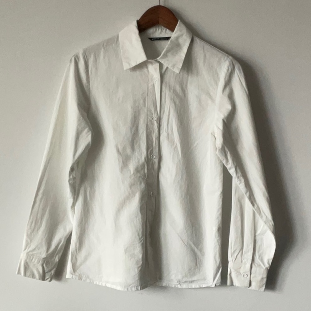 100% cotton boxy white button up